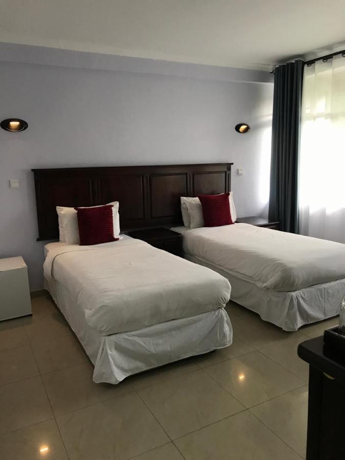Crescent Lodge Ливингстън Екстериор снимка