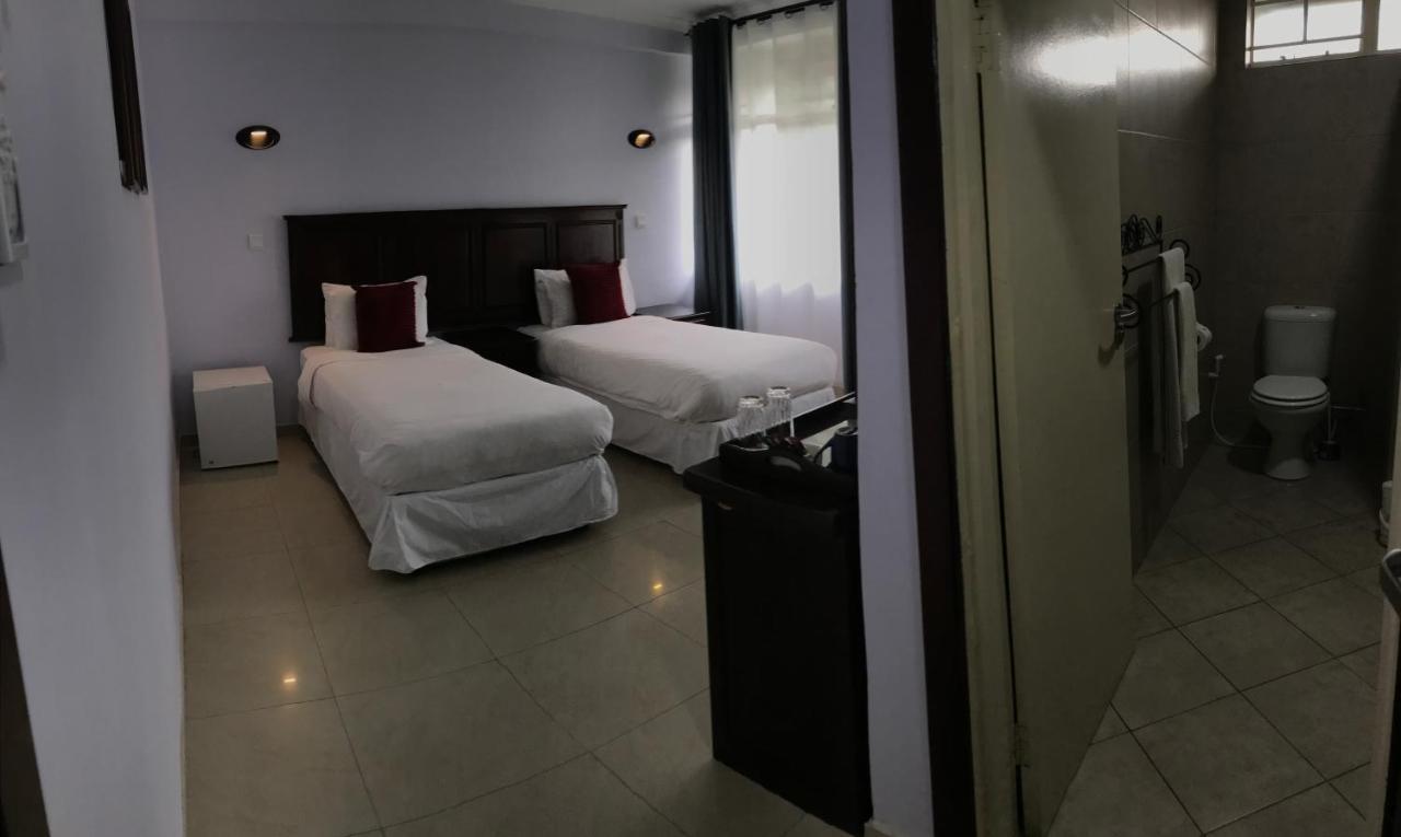 Crescent Lodge Ливингстън Екстериор снимка
